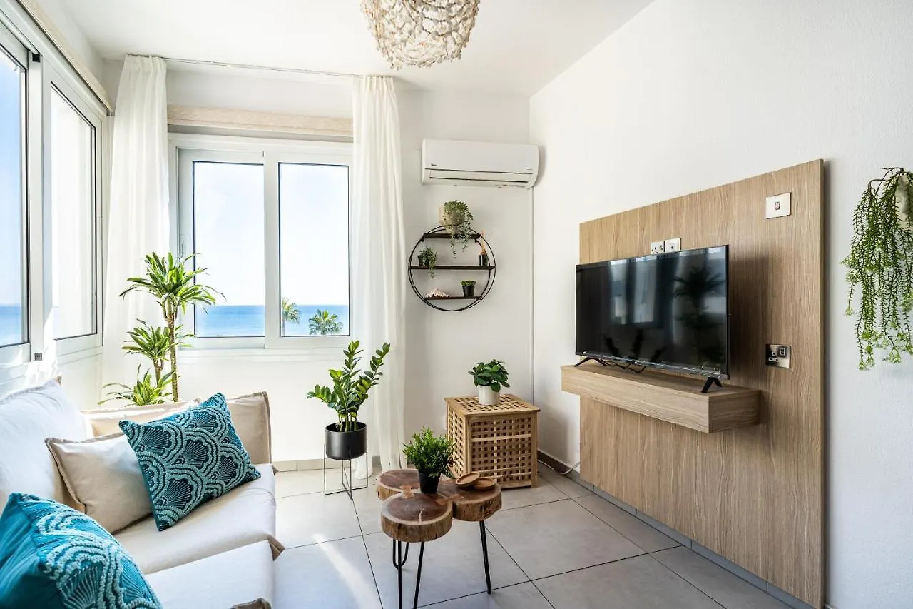 Appartement Whispering Palms 1-Br Apt By Finikoudes Beach Larnaca