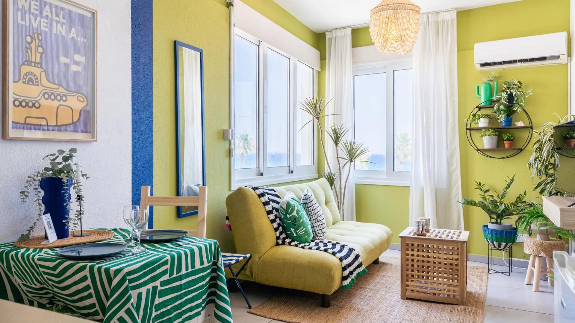 Whispering Palms 1-Br Apt By Finikoudes Beach Larnaca