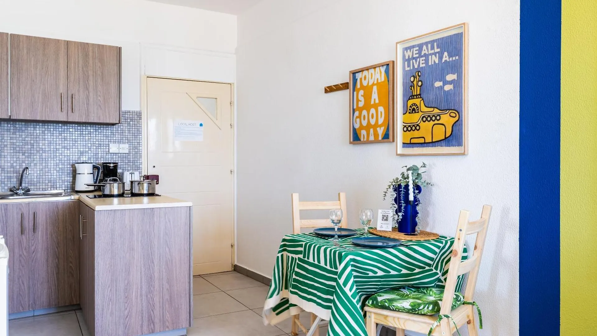 Appartement Whispering Palms 1-Br Apt By Finikoudes Beach Larnaca Cyprus